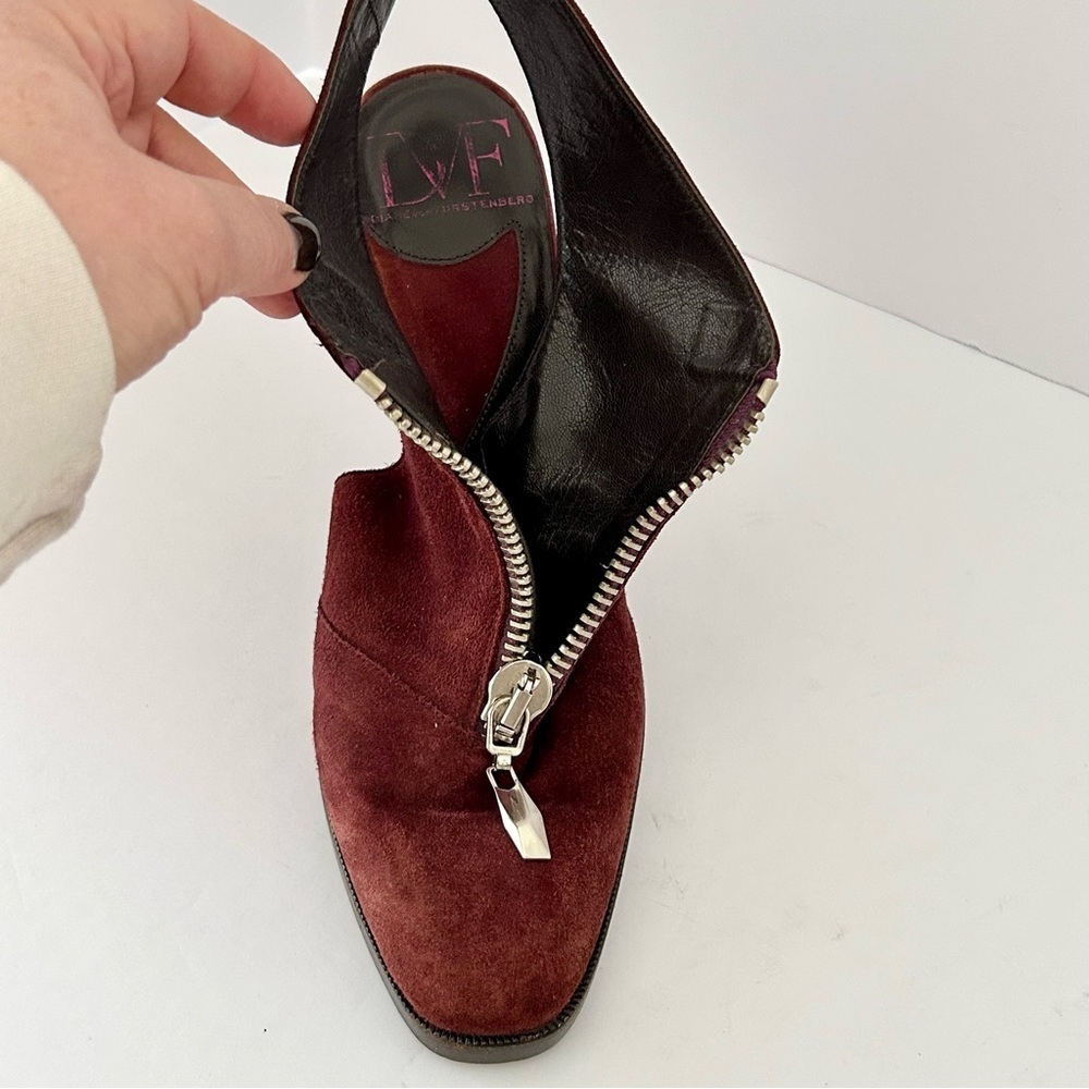 Diane von Furstenberg DVF Suede Heels Slingback Shoe Glamouratti Burgundy Size 7 - Picture 9 of 16